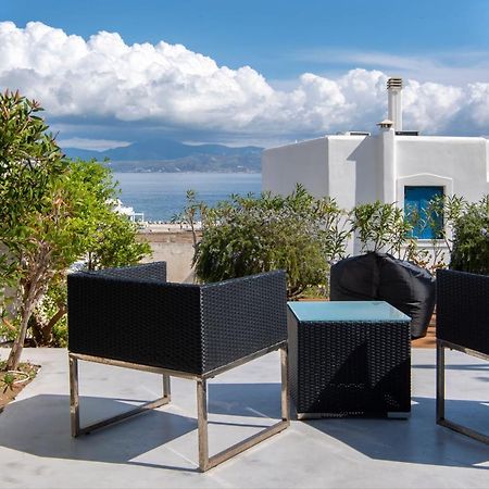 Just Blue With Amazing Sea Views In Piso Livadi Villa Bagian luar foto