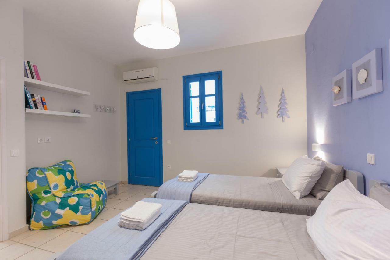 Just Blue With Amazing Sea Views In Piso Livadi Villa Bagian luar foto
