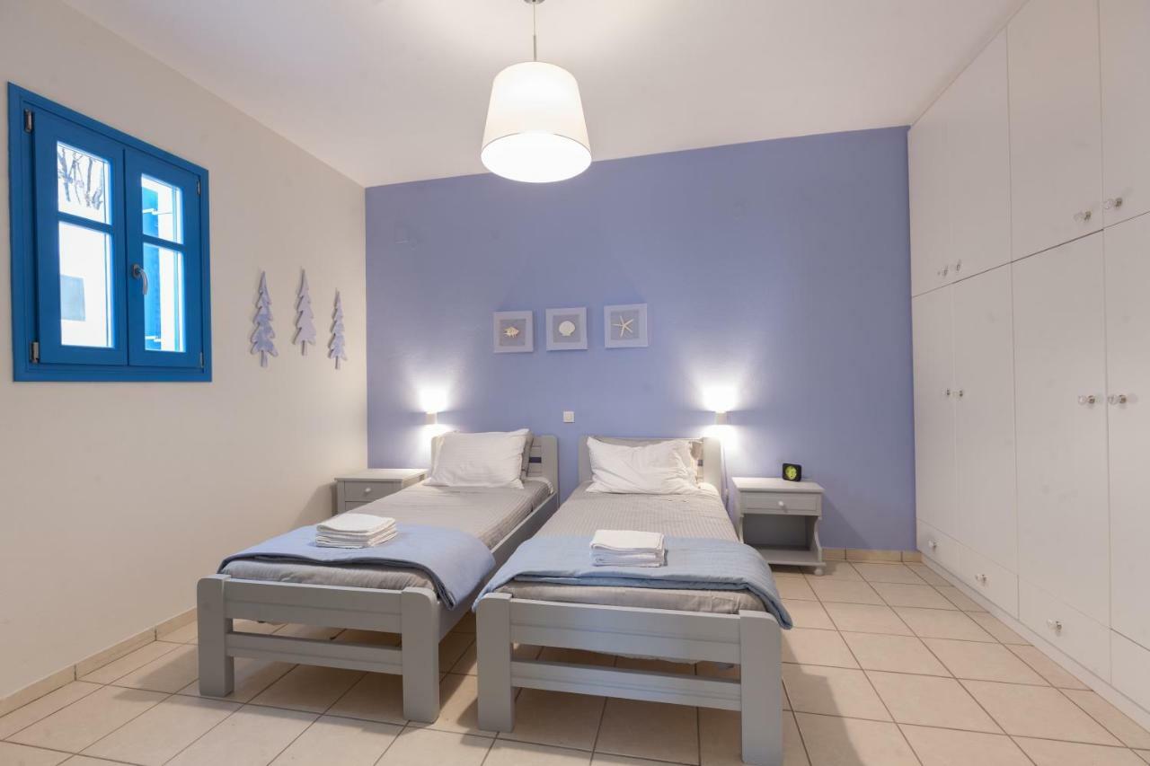Just Blue With Amazing Sea Views In Piso Livadi Villa Bagian luar foto